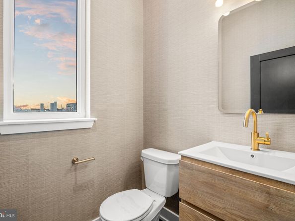 2201 E Somerset Street B4 UPPER, Philadelphia PA 19134