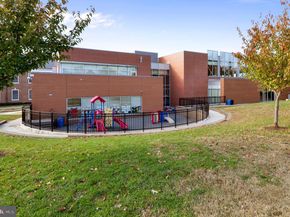 3900 Tunlaw Road NW 518, Washington DC 20007