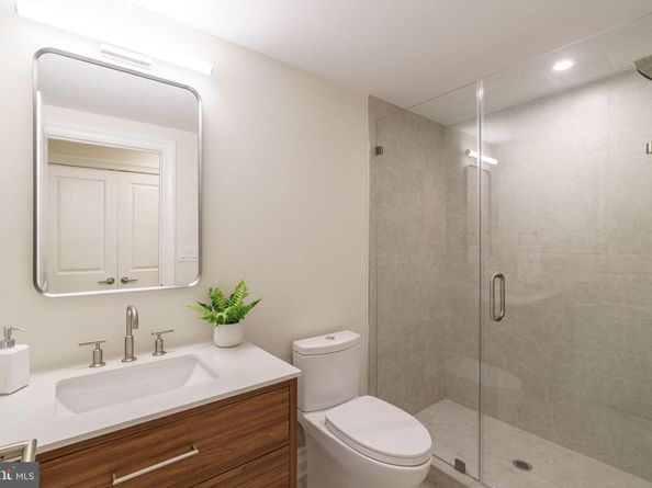 516 S 21st Street, Philadelphia PA 19146