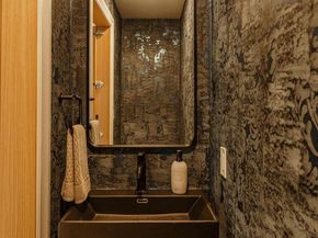 516 S 21st Street, Philadelphia PA 19146