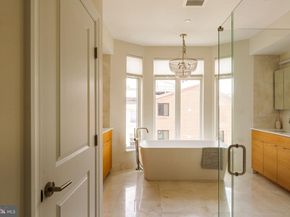 516 S 21st Street, Philadelphia PA 19146