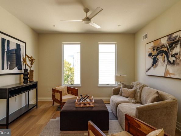 516 S 21st Street, Philadelphia PA 19146