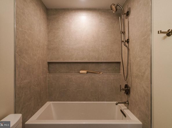 516 S 21st Street, Philadelphia PA 19146