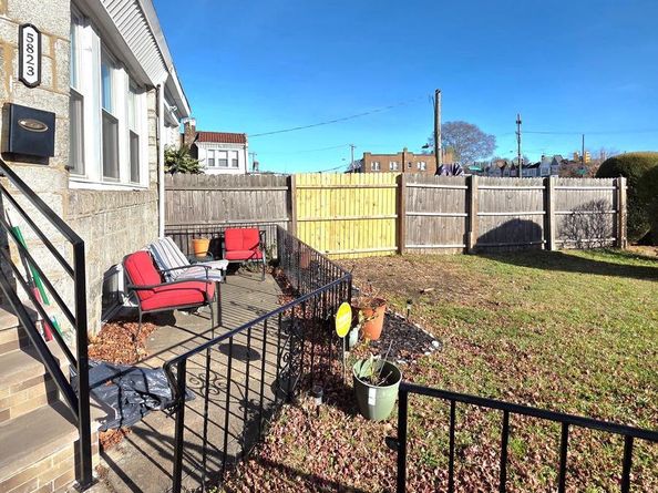 5823 Upland Way, Philadelphia PA 19131