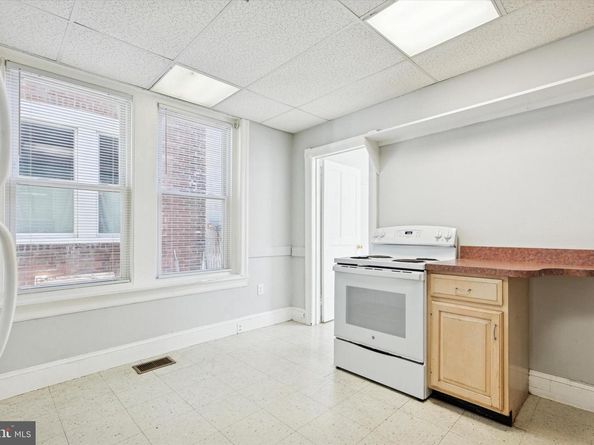 221 Ardmore Avenue, Ardmore PA 19003