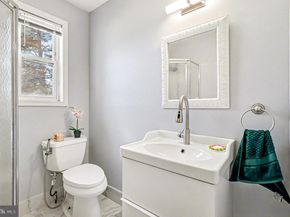 3120 Collie Lane, Falls Church VA 22041