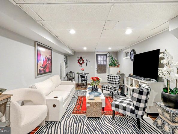 3120 Collie Lane, Falls Church VA 22041