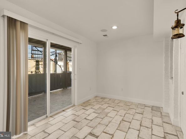 1210 Meigs Place NE, Washington DC 20002