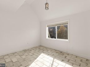 1210 Meigs Place NE, Washington DC 20002