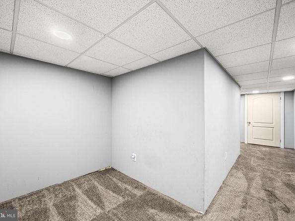 5426 Windsor Avenue, Philadelphia PA 19143