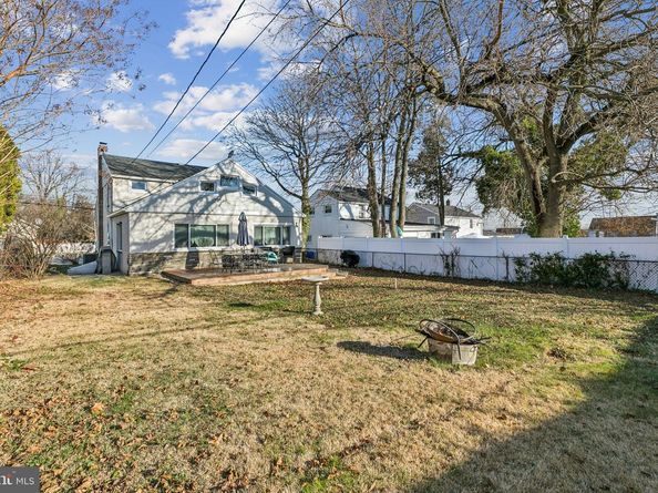 620 Ashland Avenue, Folcroft PA 19032