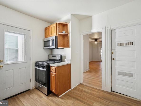 77 N Keystone Avenue, Upper Darby PA 19082