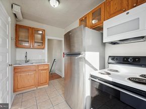 77 N Keystone Avenue, Upper Darby PA 19082