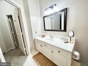 12911 Alton Square 102, Herndon VA 20170