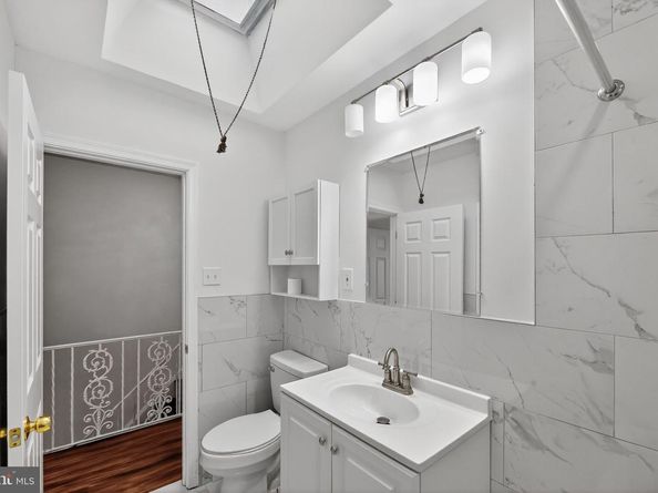 6126 Hasbrook Avenue, Philadelphia PA 19111