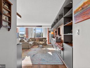 1016 S Wayne Street 302, Arlington VA 22204