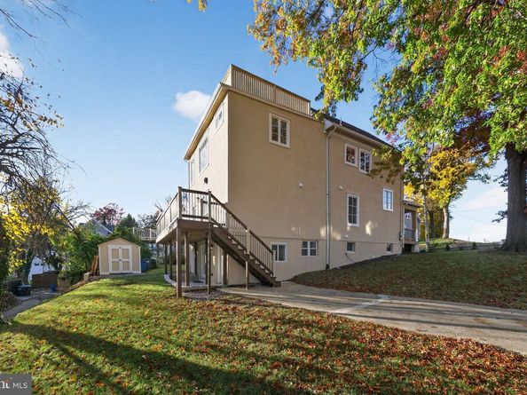 2017 Fulton Place NE, Washington DC 20018