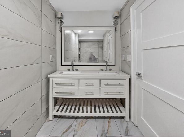 2017 Fulton Place NE, Washington DC 20018