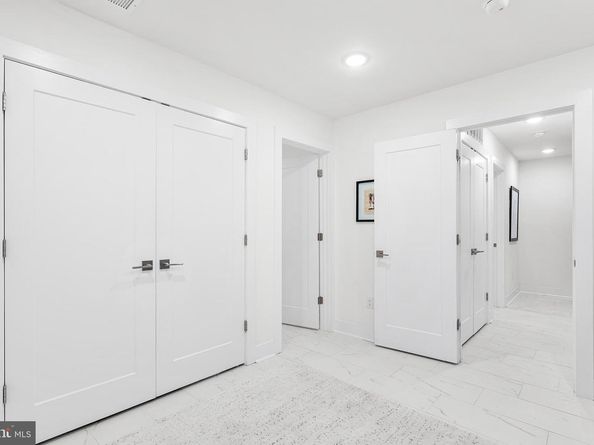 2008 S College Avenue A, Philadelphia PA 19121