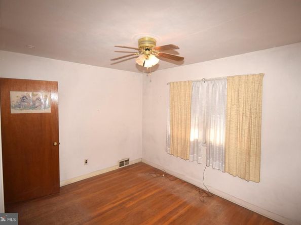 737 3rd Avenue, Prospect Park PA 19076