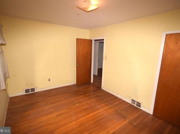 737 3rd Avenue, Prospect Park PA 19076