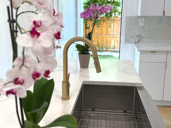 5215 Locust Street, Philadelphia PA 19139