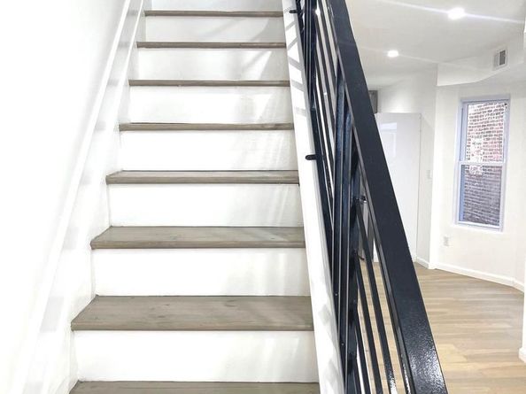 5215 Locust Street, Philadelphia PA 19139