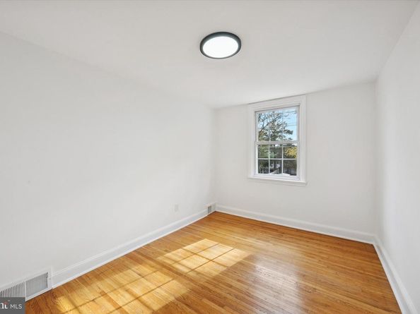 5159 Gramercy Drive, Clifton Heights PA 19018