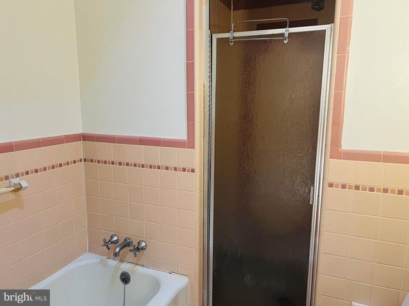 3257 Glenview Street, Philadelphia PA 19149