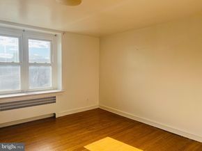 3257 Glenview Street, Philadelphia PA 19149