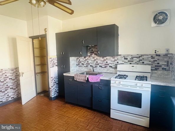 3257 Glenview Street, Philadelphia PA 19149