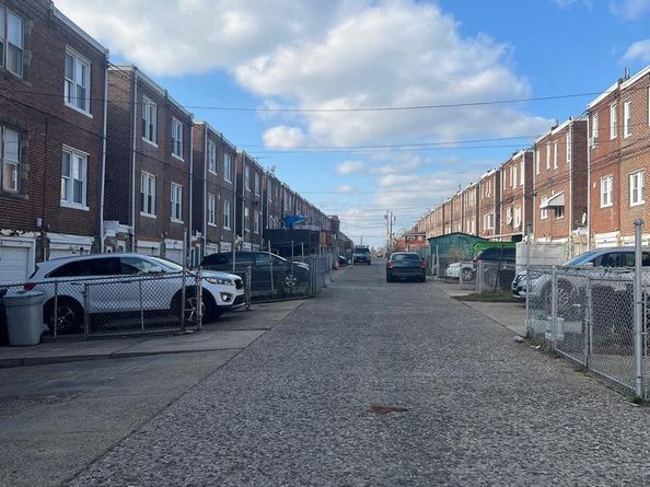 3257 Glenview Street, Philadelphia PA 19149