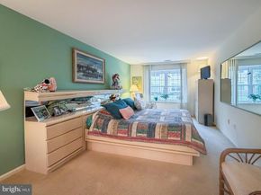 73106 Delaire Landing Road 106, Philadelphia PA 19114