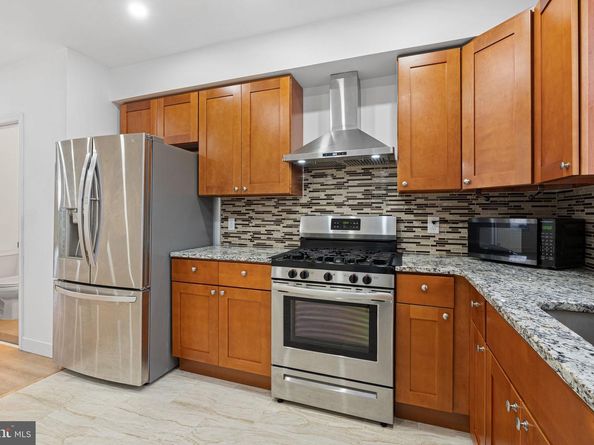 3870 Frankford Avenue, Philadelphia PA 19124