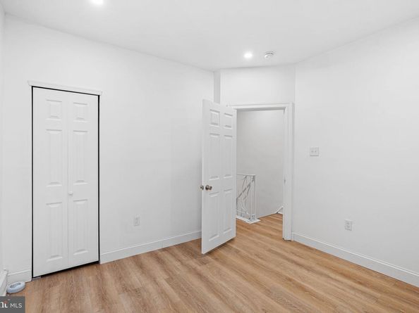 3870 Frankford Avenue, Philadelphia PA 19124