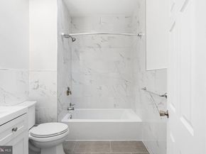 3870 Frankford Avenue, Philadelphia PA 19124