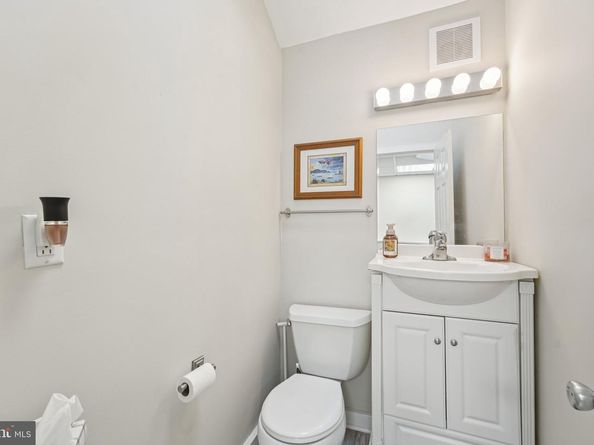 1212 Rebel Hill Road, Conshohocken PA 19428