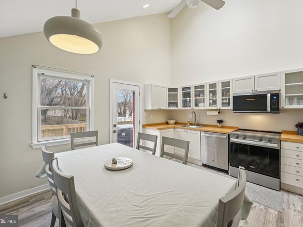 1212 Rebel Hill Road, Conshohocken PA 19428