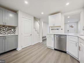 4666 Canton Street, Philadelphia PA 19127