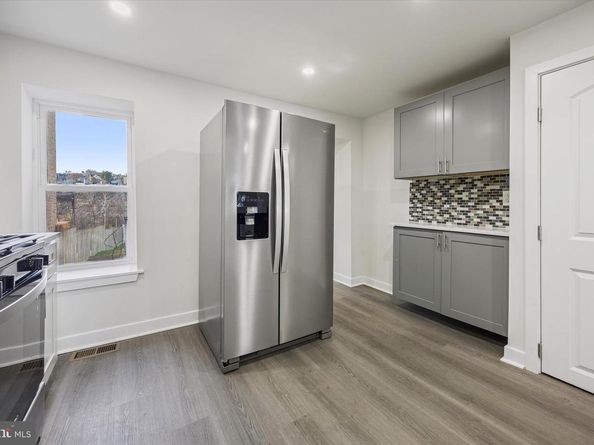 4666 Canton Street, Philadelphia PA 19127