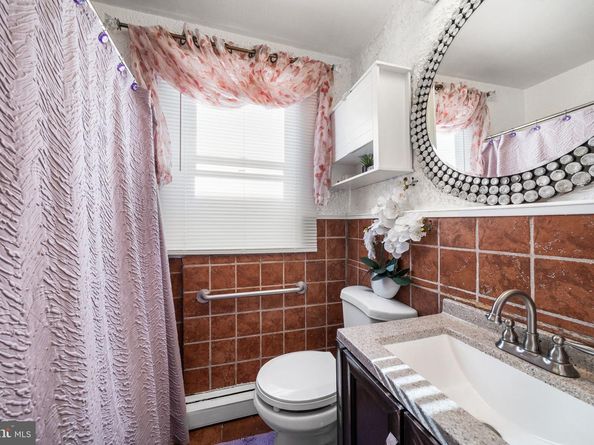 917 47TH Street NE, Washington DC 20019