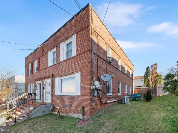 917 47TH Street NE, Washington DC 20019