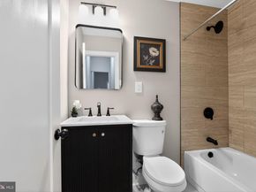 2030 S 6TH Street, Philadelphia PA 19148