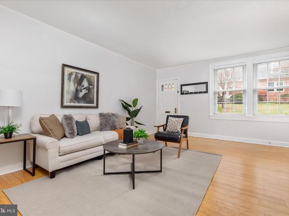 1021 S Barton Street 120, Arlington VA 22204