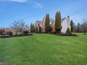 2062 Silverwood Drive, Newtown PA 18940