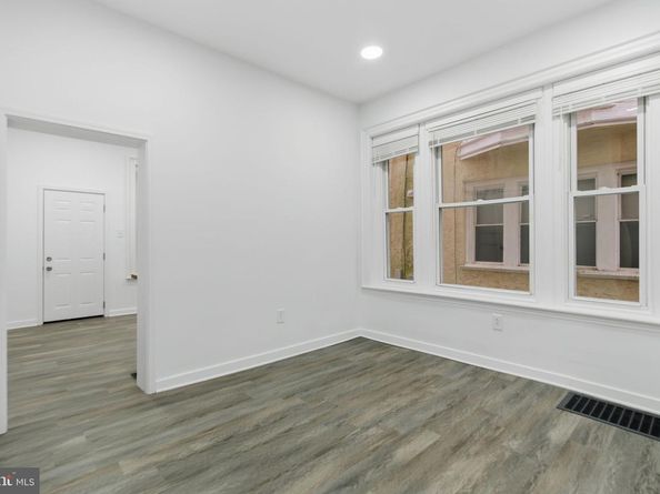 216 W Penn Street, Philadelphia PA 19144