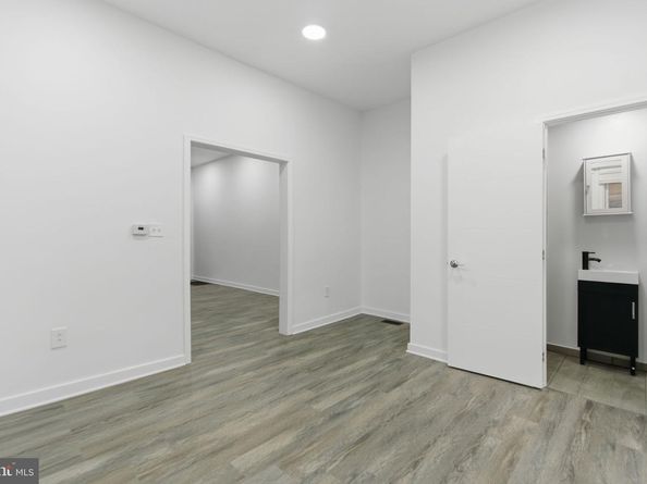 216 W Penn Street, Philadelphia PA 19144