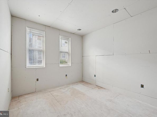 1228 W Hilton Street, Philadelphia PA 19140