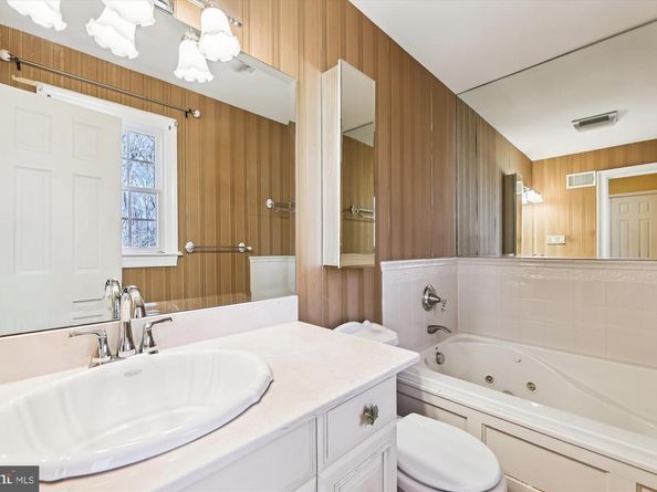 8510 Browning Court, Annandale VA 22003