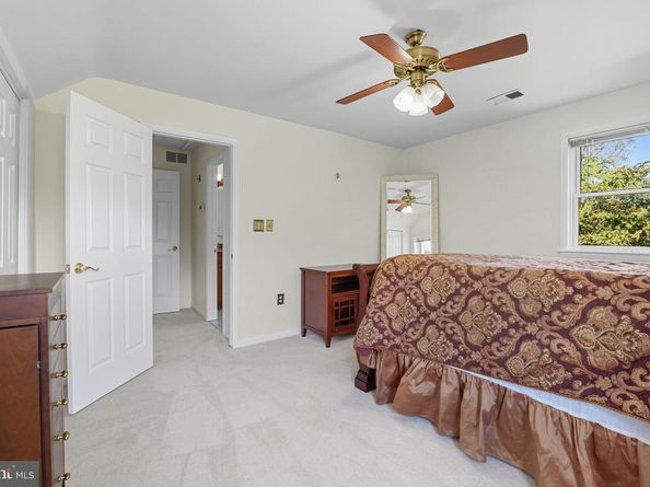 6812 Chestnut Avenue, Falls Church VA 22042